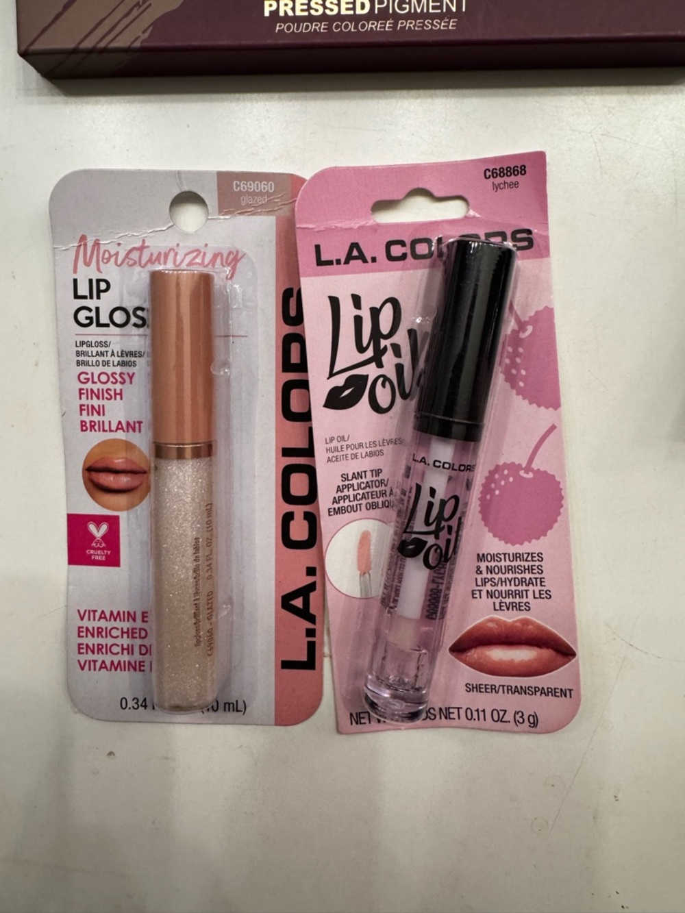 Makeup bundle - Picture 2 of 9